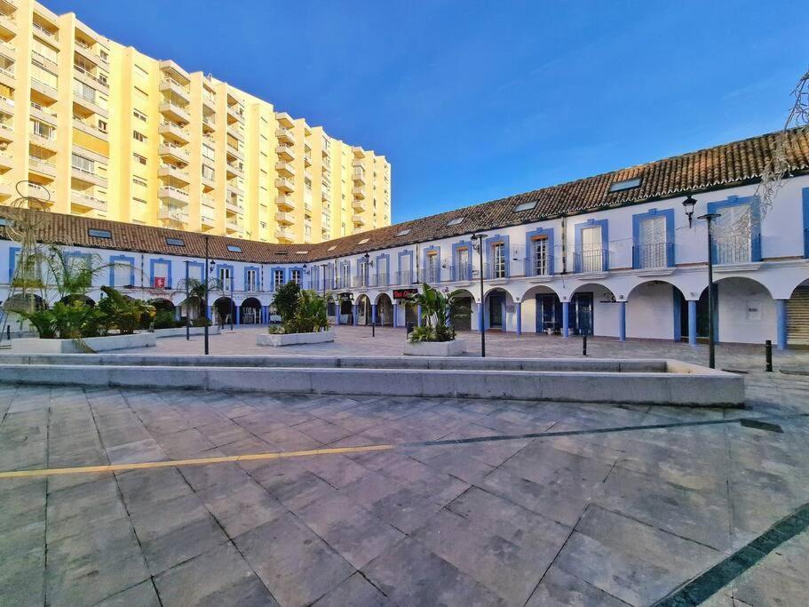 Encantador Duplex Para 6 A 1 Minuto De La Playa Benalmádena Buitenkant foto